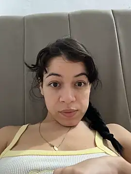 Caribbean beauty  online show from 12-20-25, 02:35