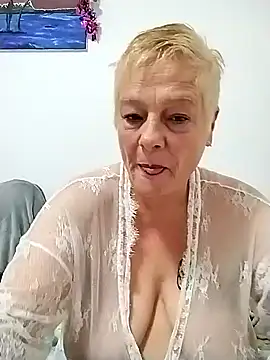 Snapshot of SoDi_Love chatting on 01-12-25, 08:14 SoDi Love online show from 01-12-25, 08:14