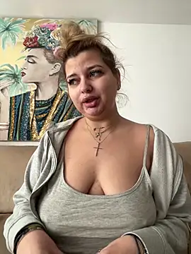 AllysonK online show from 12-18-25, 11:38