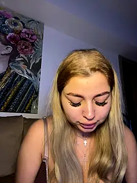 AllysonK online show from 01-06-26, 05:16