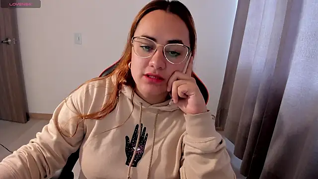 maryluna95 online show from 11-25-25, 07:25