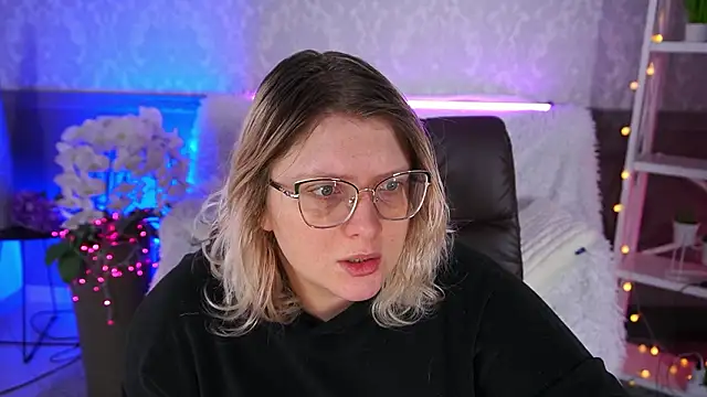 CoolTatis online show from 02-04-26, 08:20