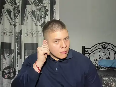 Snapshot of regan_jhonso chatting on 10-28-25, 08:07 regan jhonso online show from 10-28-25, 08:07