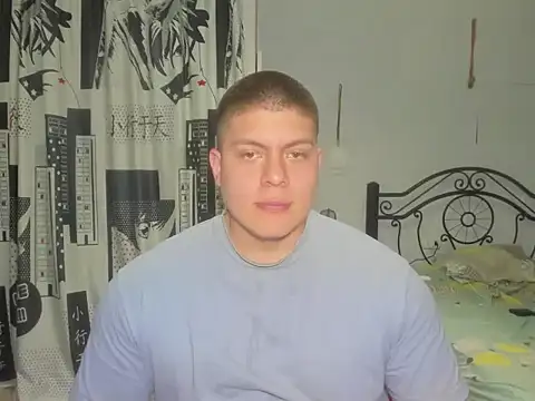 Snapshot of regan_jhonso chatting on 04-28-26, 06:40 regan jhonso online show from 04-28-26, 06:40