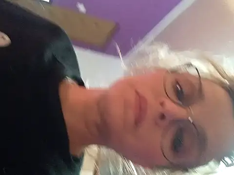 BritneyHudson online show from 01-08-26, 03:25