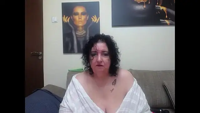Snapshot of maturekorine chatting on 05-24-26, 06:02 maturekorine online show from 05-24-26, 06:02
