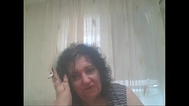 Snapshot of maturekorine chatting on 06-18-26, 04:00 maturekorine online show from 06-18-26, 04:00