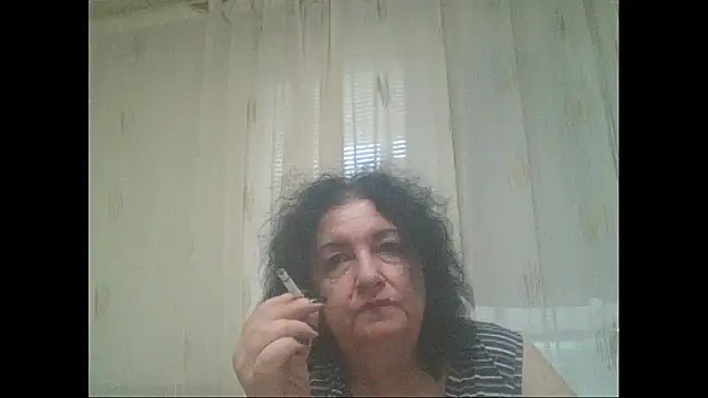 Snapshot of maturekorine chatting on 06-20-26, 05:16 maturekorine online show from 06-20-26, 05:16