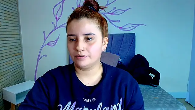 ZaraNolimits  online show from 12-21-24, 08:10