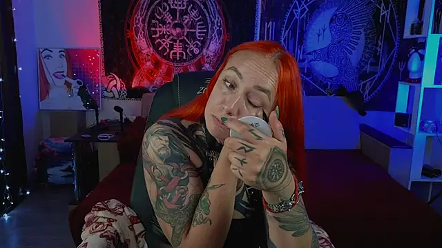 Snapshot of miss_jenna_lovee chatting on 07-15-26, 01:00 miss jenna lovee online show from 07-15-26, 01:00