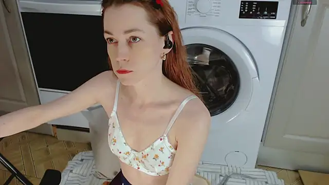 Amina Barbarian online show from 09-22-25, 05:15