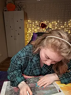 D0nna  online show from 03-15-26, 10:16