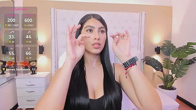 Emily roux online show from 11-29-25, 04:37