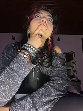  Gothiccbitch  online show from 01-09-25, 05:34