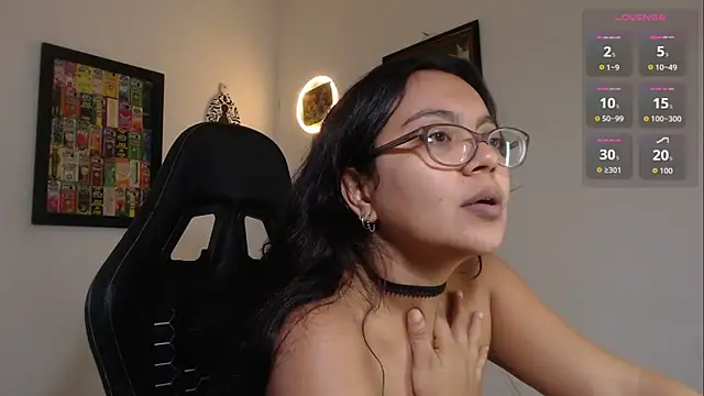 Snapshot of Rachell__420 chatting on 07-16-26, 01:39 Rachell 420 online show from 07-16-26, 01:39