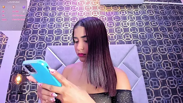 CherryBlossom23 online show from 11-08-25, 01:28