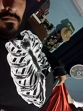 GILBERTHOR92 online show from 12-18-25, 08:53