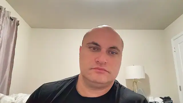 SluggishChase99 online show from 11-26-25, 10:44