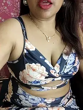 Snapshot of joya_bhabi chatting on 04-18-26, 08:31 joya bhabi online show from 04-18-26, 08:31
