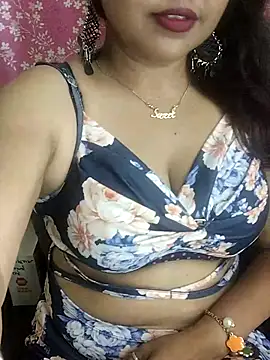 Snapshot of joya_bhabi chatting on 06-12-26, 03:22 joya bhabi online show from 06-12-26, 03:22