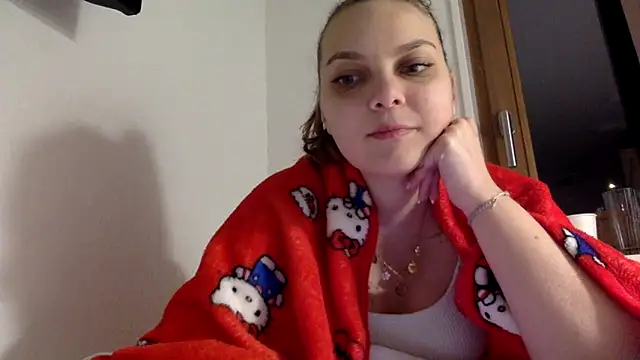 Snapshot of kitty_kat__ chatting on 02-02-26, 12:53 kitty kat online show from 02-02-26, 12:53
