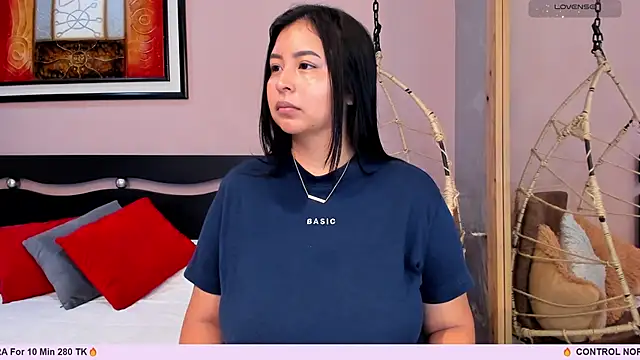  alaiasmile  online show from 11-07-25, 11:43