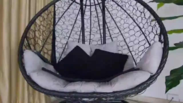 alex noa online show from 12-18-25, 07:20