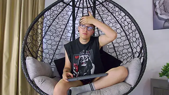 alex noa online show from 03-02-26, 07:21