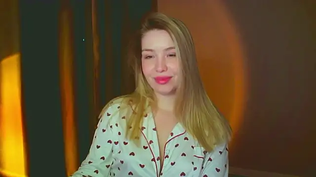 Snapshot of mia_raspberrie chatting on 12-26-24, 02:12 mia raspberrie online show from 12-26-24, 02:12