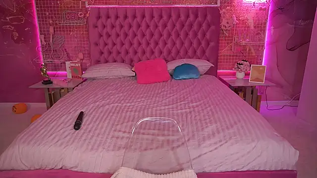 ArianaDarkk online show from 11-05-25, 07:03