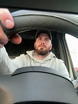 GeoGeorgee online show from 12-17-24, 02:22