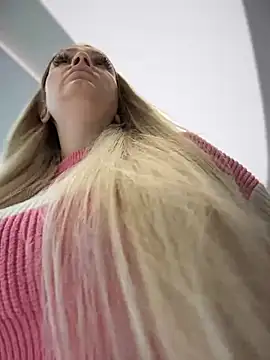 Teya moon  online show from 12-12-24, 10:34