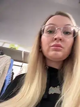 Teya moon  online show from 01-21-25, 10:08