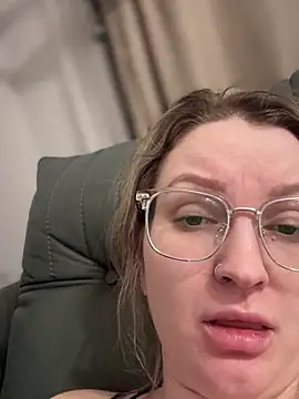 Teya moon  online show from 02-08-25, 07:05