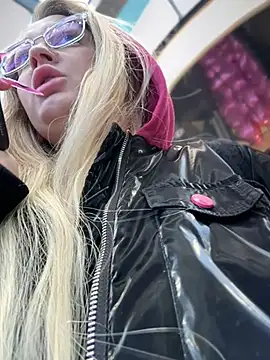 Teya moon  online show from 02-14-25, 12:03