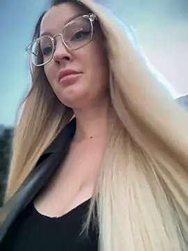 Teya moon  online show from 02-15-25, 02:55