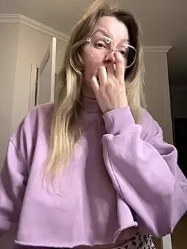 Teya moon  online show from 03-30-26, 05:14