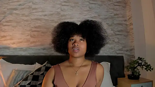 Anneth  M online show from 12-04-25, 07:44