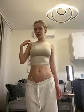 Snapshot of Ketitull chatting on 01-24-25, 10:30 Ketitull online show from 01-24-25, 10:30