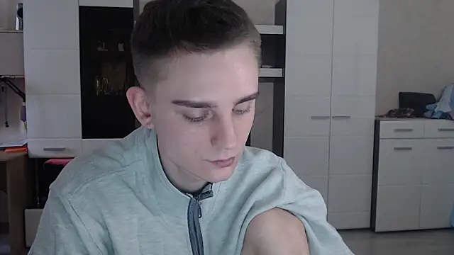 angryzan online show from 01-30-25, 10:08