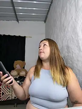 Sofia Queen17 online show from 10-31-25, 12:55