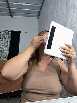 Sofia Queen17 online show from 11-06-25, 10:49