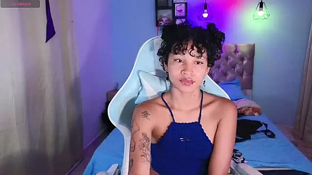 Peggy Funn online show from 03-12-25, 02:09