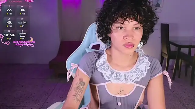 Peggy Funn online show from 11-12-25, 12:44