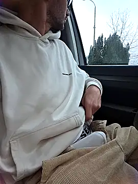 Zeefy online show from 11-14-25, 06:01