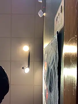 hailzeffn online show from 03-12-26, 11:11