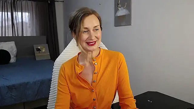Vanessa Nowak online show from 05-31-26, 08:54