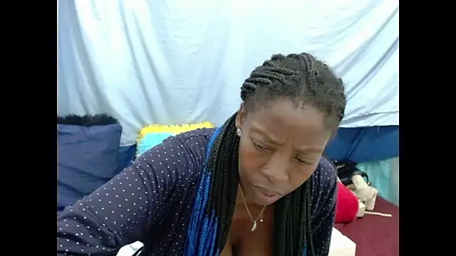 chocolatemix44 online show from 04-17-26, 09:51