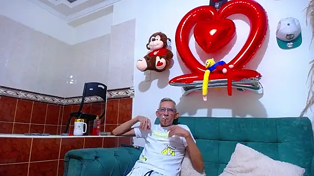 Leon hot X online show from 02-16-25, 12:41