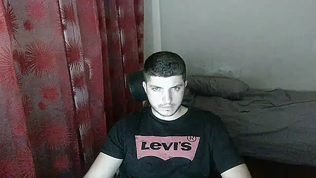 BoiWhore online show from 09-19-25, 04:40